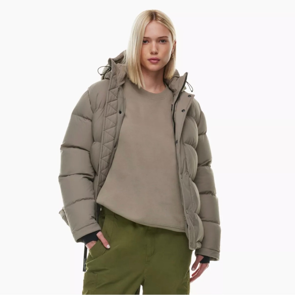 Aritzia super puff in Taupe - Picture 2 of 6